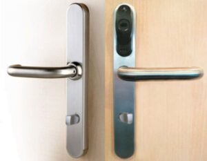 SALTO E9C28U85IM48 Prox Mifare Compact Upvc 45deg Handle SSS (EACH)