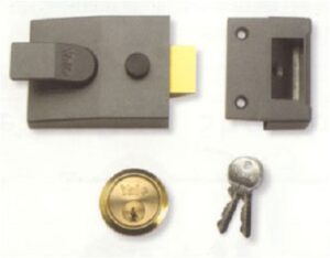 YALE 91PB Cyl Rim Nightlatch Non-Deadlocking Std DMG/PB (Per EACH)