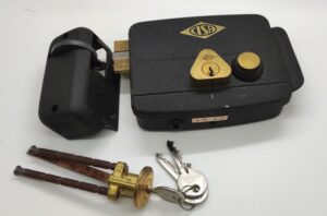 CISA Cisa Elec Rim Latch Pushbutton & Cyl Left Hand Black (Per EACH)