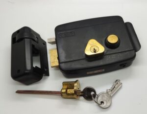 CISA Cisa Elec Rim Auto Dlatch P/Button&cyl Left Hand Black (Per EACH)