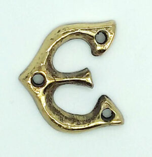 KIRKPATRICK +B1976/E Letter 1.3/4 'E' Antique Brass (Per EACH)