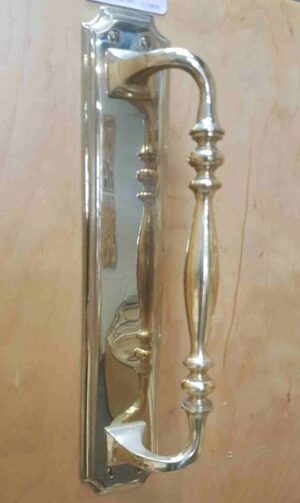 Trad Offset Pull Handle On 305x57mm Plate Polished Brass (Per EACH)